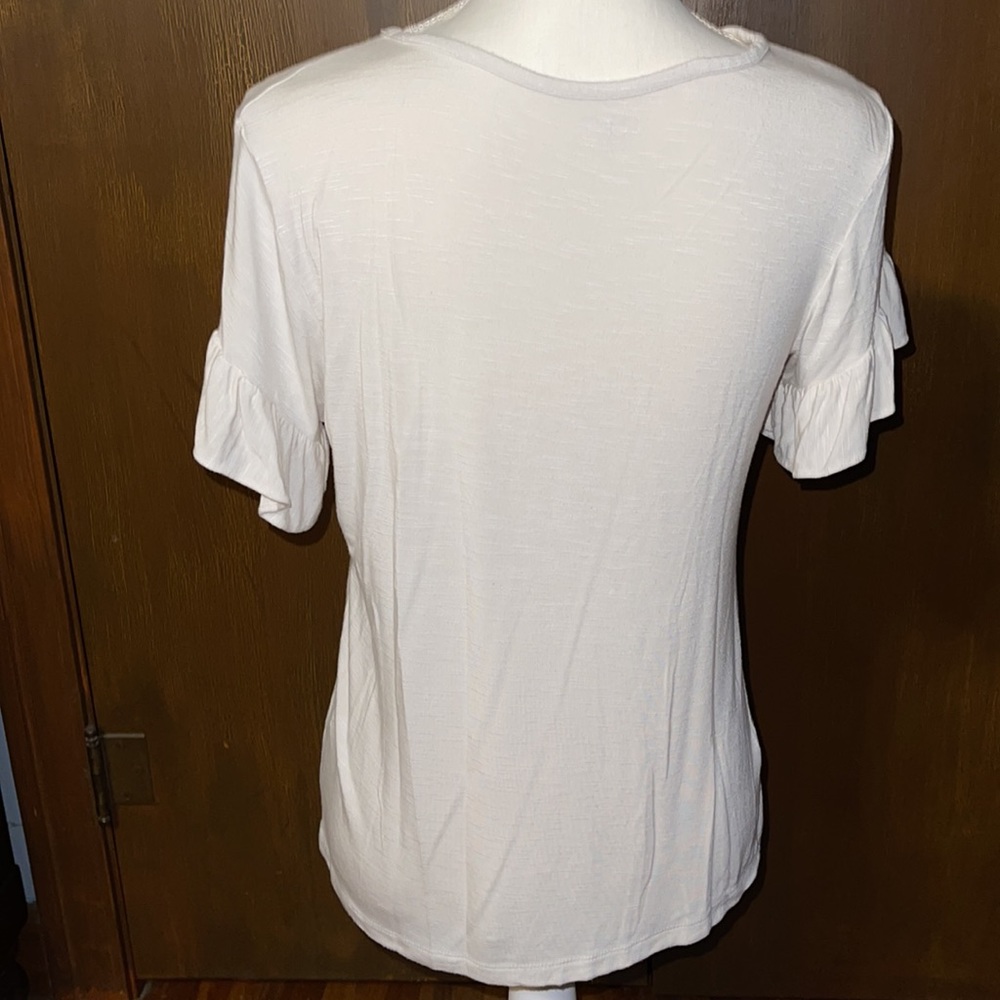 Women’s Loft Ruffled Sleeve Top - Barely Worn! - Picture 3 of 3